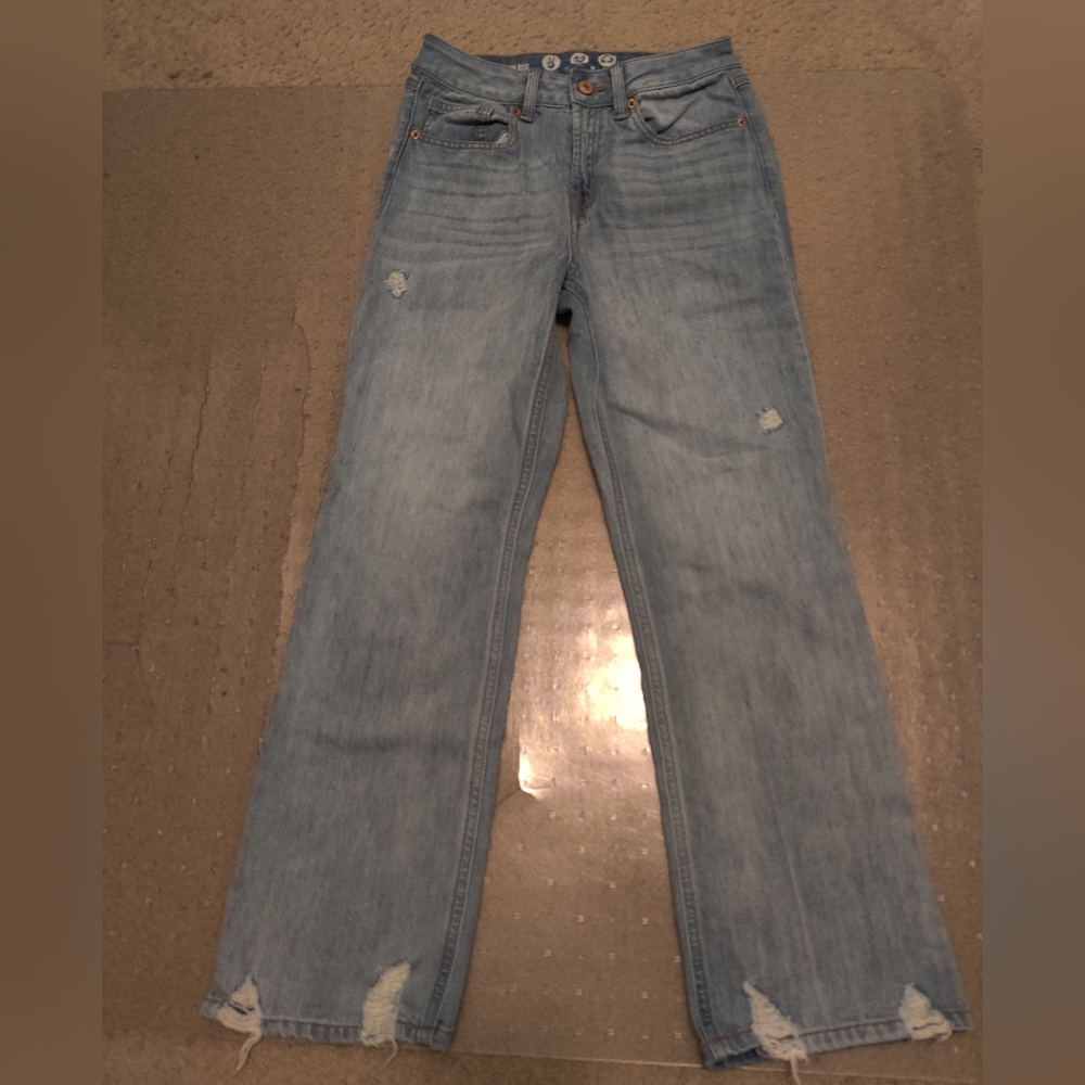 Light Wash High Rise Distressed Straight Leg Jeans